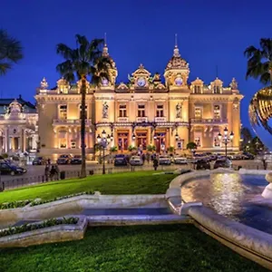 Monaco, Luxe, A 250m Casino ** Beausoleil