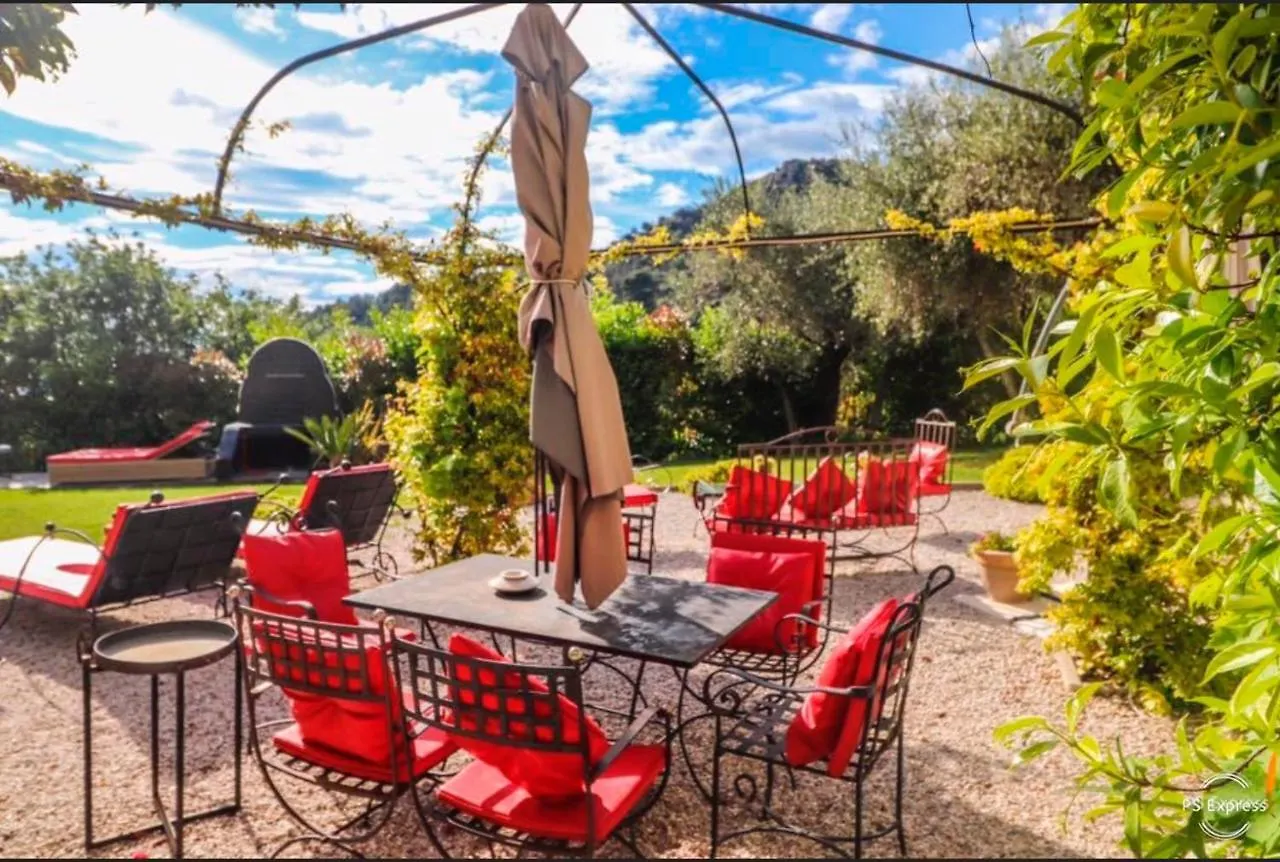 Guest house Mas De Provence En Riviera Hotel La Roquette-sur-Var